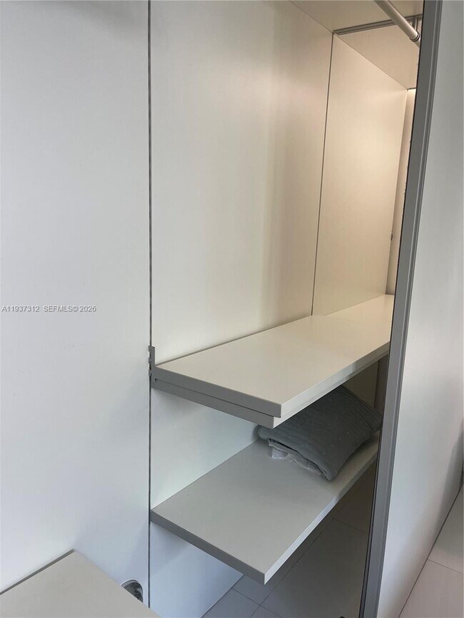 Building Photo - 801 15th St