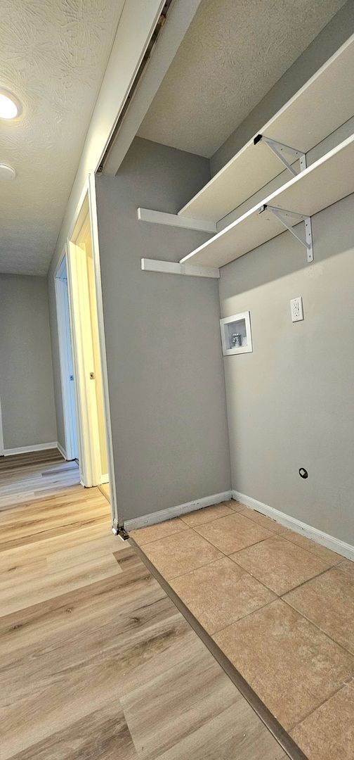 Building Photo - Newly Renovated 2 bedroom in Englewood! With W/D hookups!
