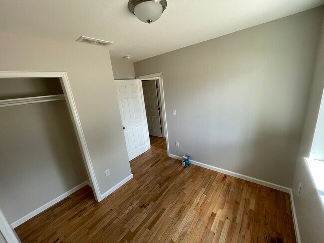 Building Photo - Cheesman St. BR