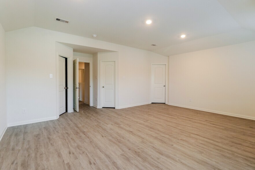 Building Photo - 22083 Ellison Dr