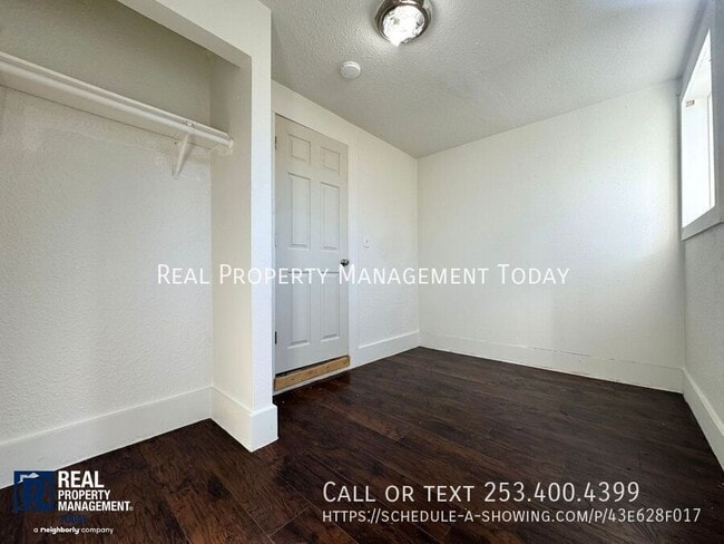 Building Photo - 208 128th St S