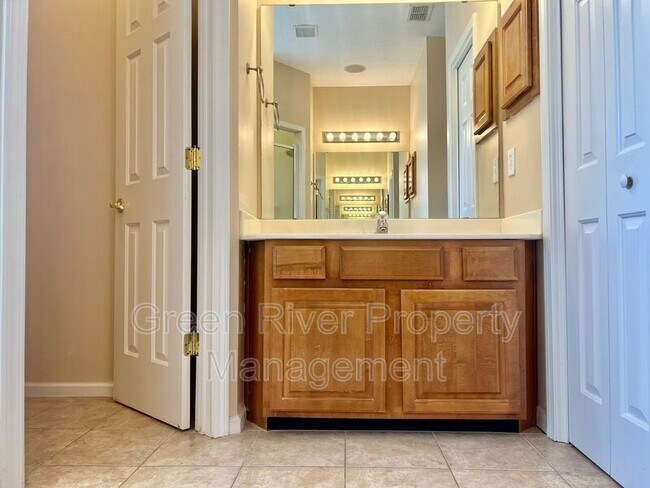 Building Photo - 12576 Arrowleaf Ln