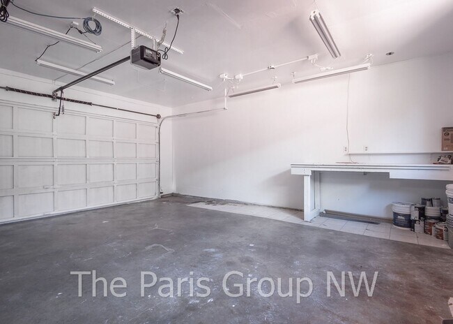 Building Photo - Lg Modern Midcentury on Thornton Creek * A...