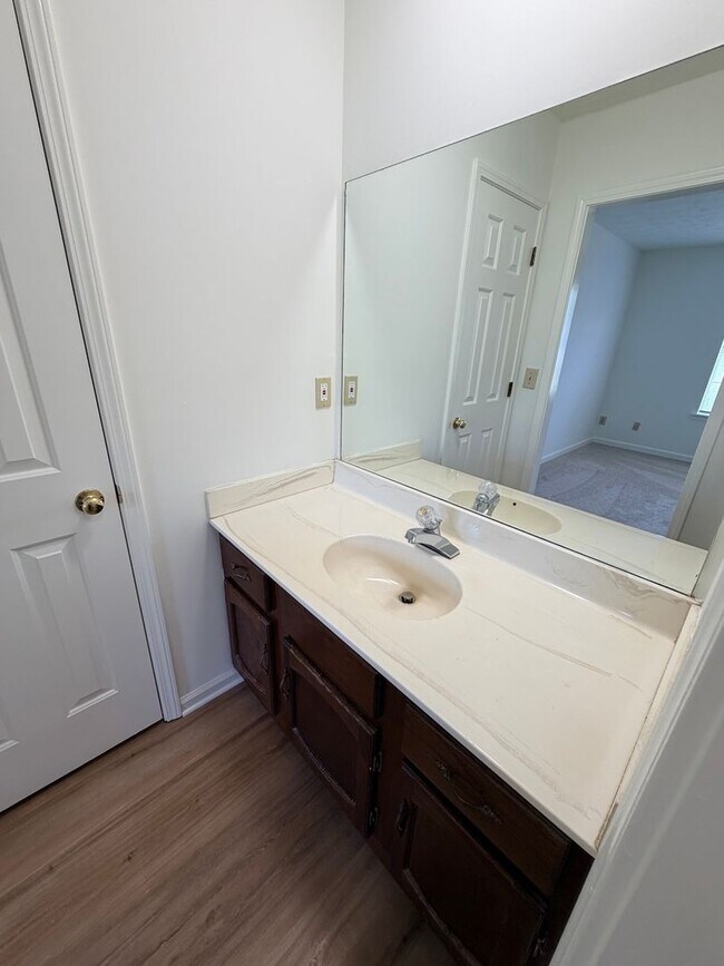Building Photo - 5556 Clover Rise Ln