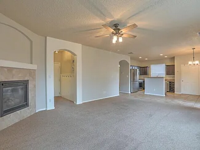 Building Photo - 3Bedroom, 2.5 Bath, 2 Story, 2 Car Garage 2,591 Sq Ft Home located on the Westside of Albuquerque.