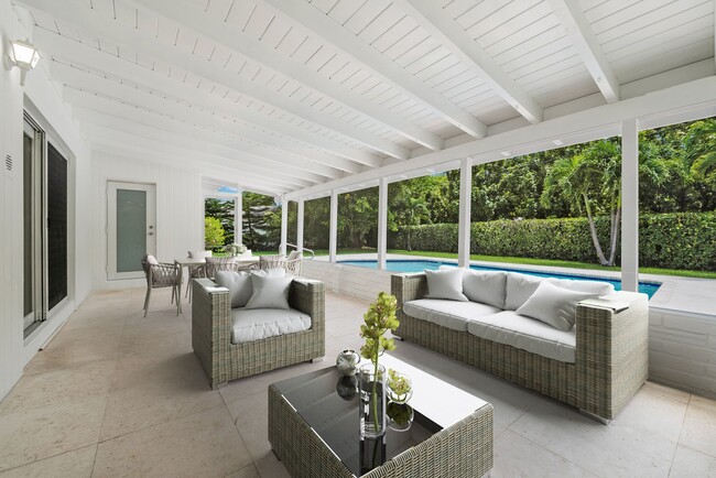 Building Photo - 13125 SW 81st Ave