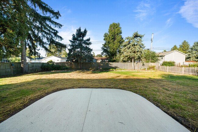 Building Photo - 1018 Bonnie Brae Ln