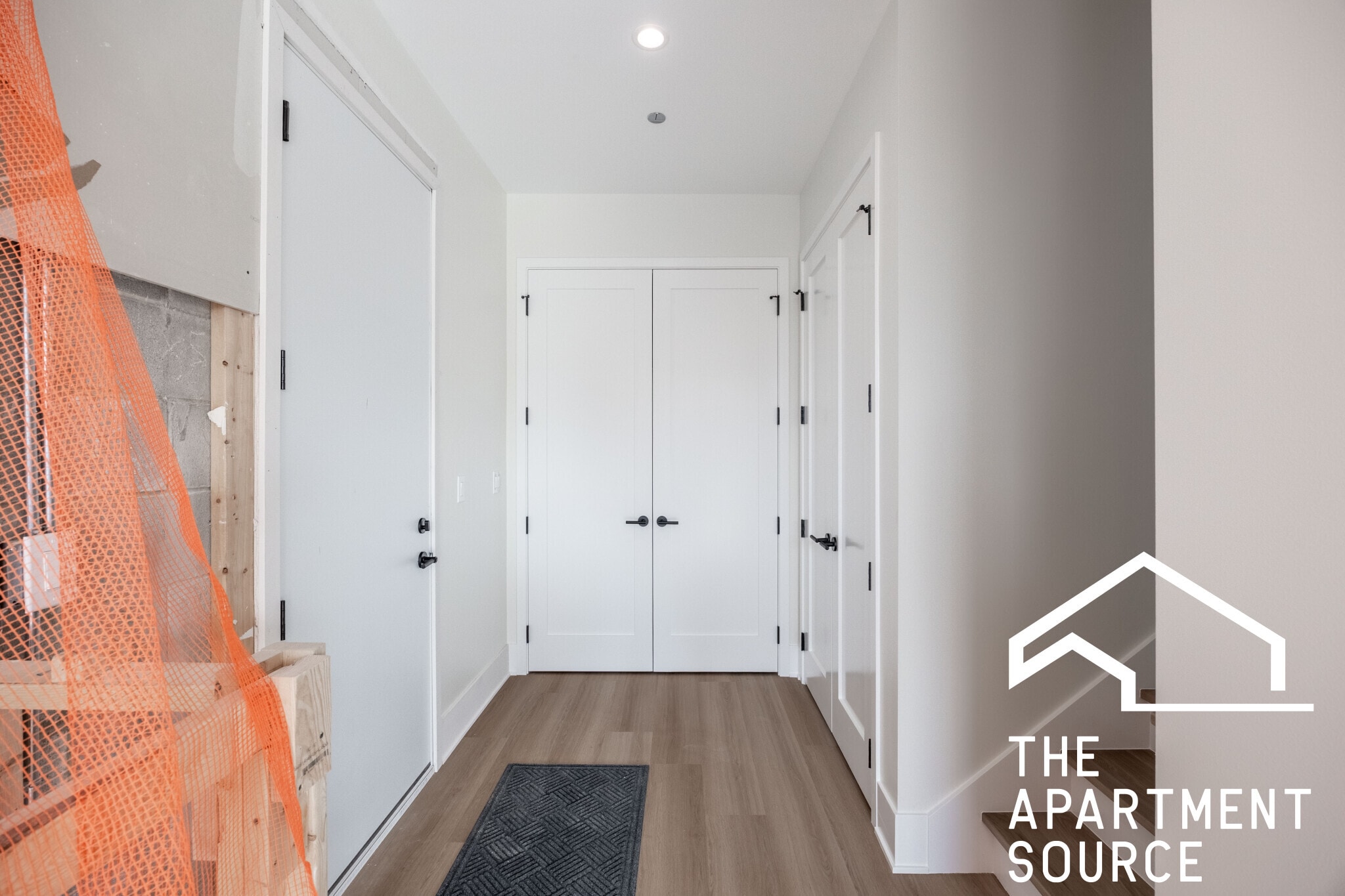 Building Photo - 1620 W Grand Ave