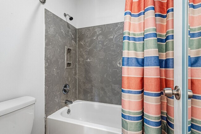 Building Photo - 16 Gulf Breeze Ct