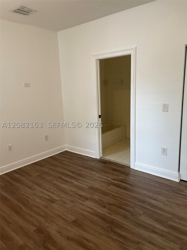 Building Photo - 17404 SW 47th Ct