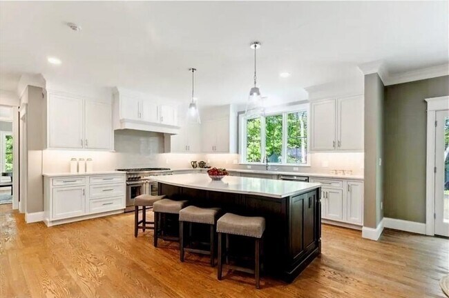 Building Photo - 56 Blossomcrest Rd