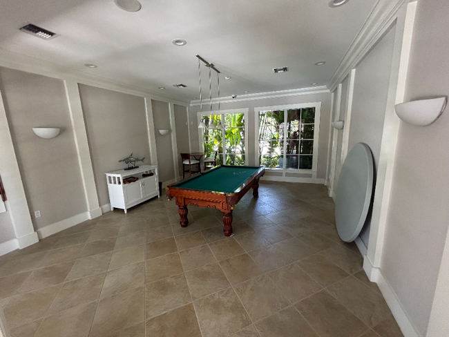 Building Photo - 3606 S Ocean Blvd