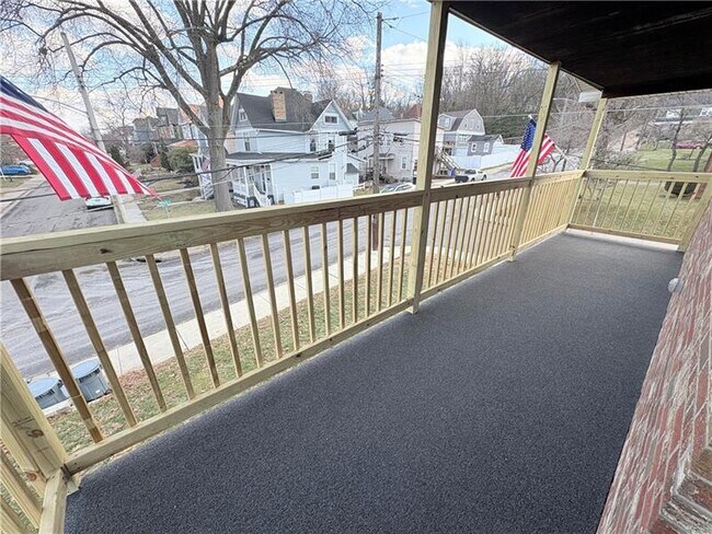 Building Photo - 927 Vance Ave