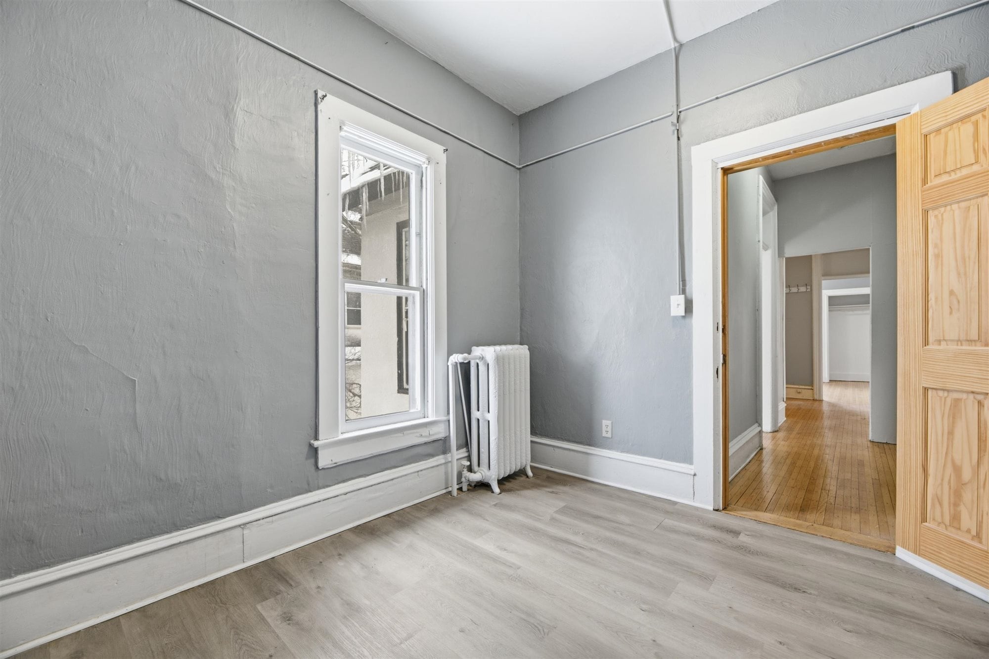 Building Photo - 514 5th Ave SE