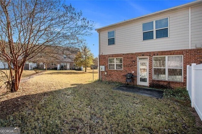 Building Photo - 2426 Bellyard Dr