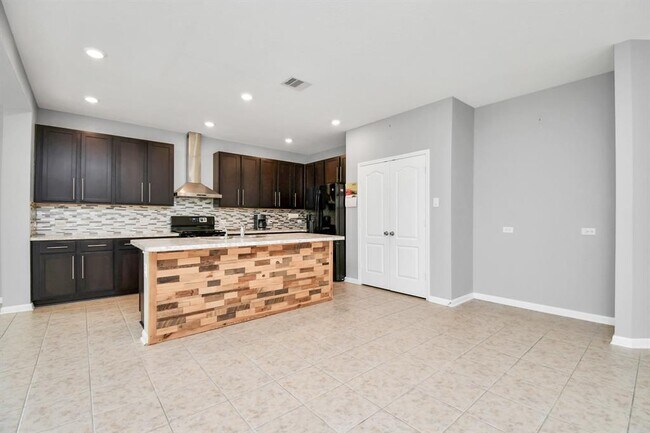 Building Photo - 14018 Harmony Ridge Trl