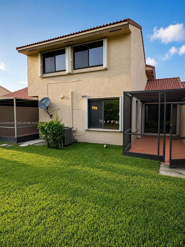 Building Photo - 613 Patio Village Way