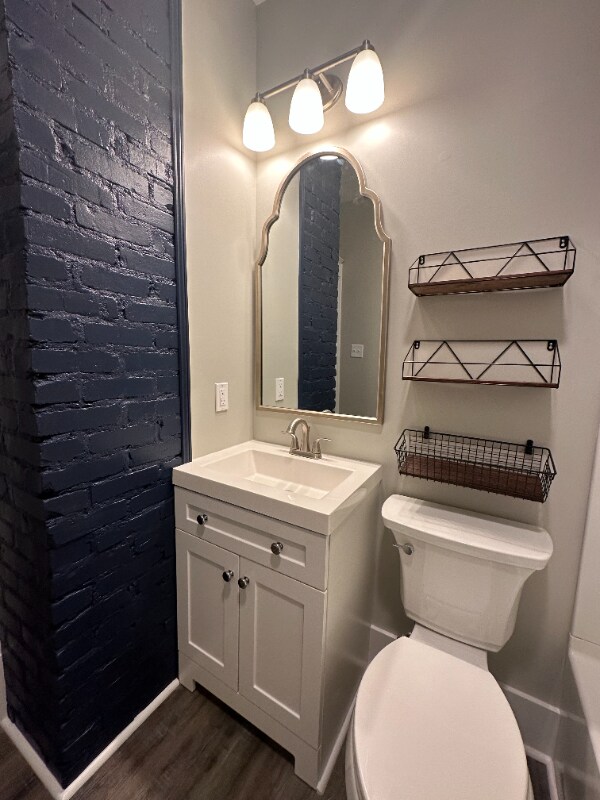 Building Photo - 813 Reading Rd