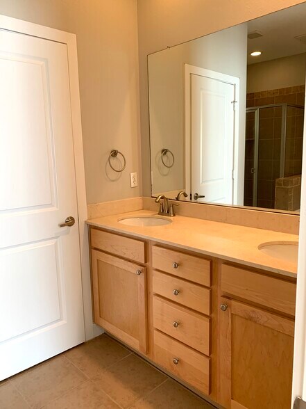 Building Photo - 1604 Tribeca Way