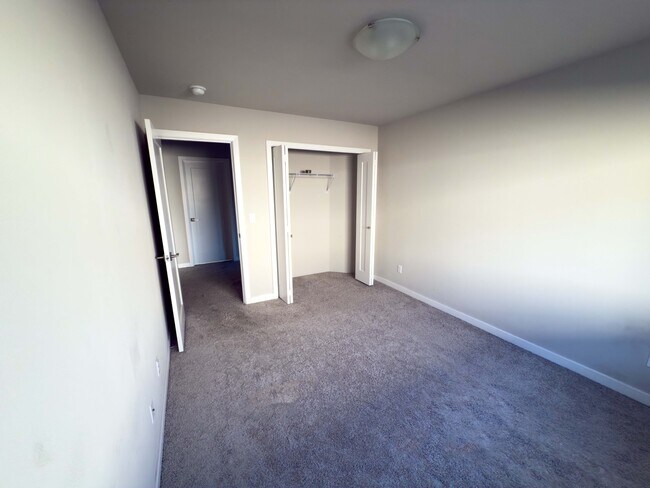 Building Photo - 17237 NW Woodreed Ct