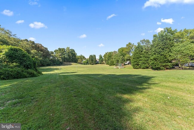 Building Photo - 4722 Ridgeline Terrace