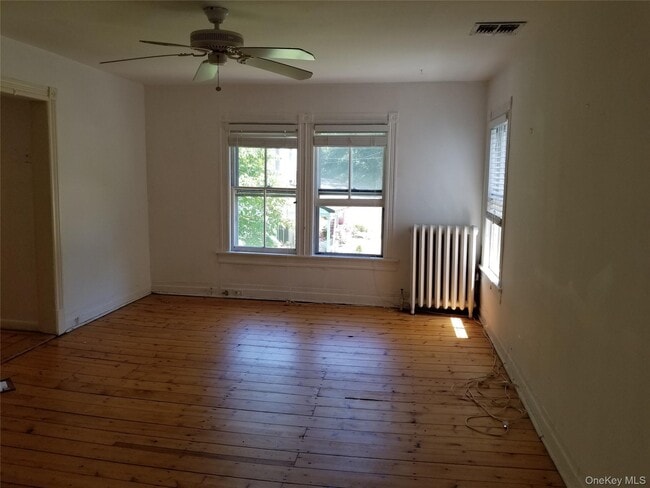 Building Photo - 415 Myrtle Ave