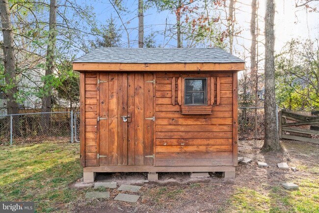 Building Photo - 13719 McGill Dr