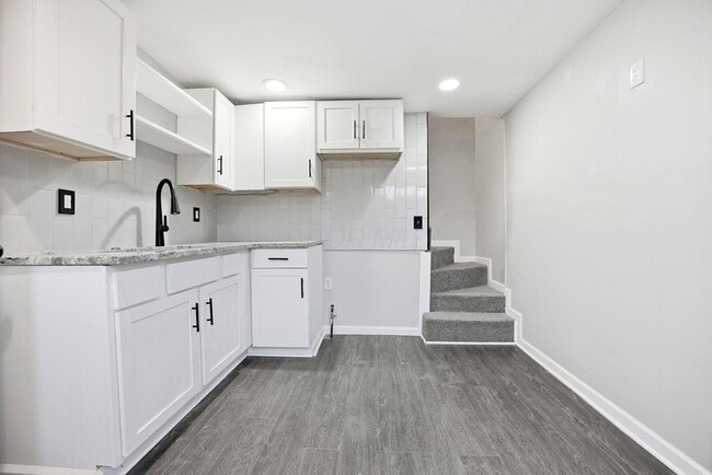 Building Photo - 1041 Market St