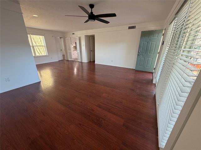 Building Photo - 6620 Eastridge Dr