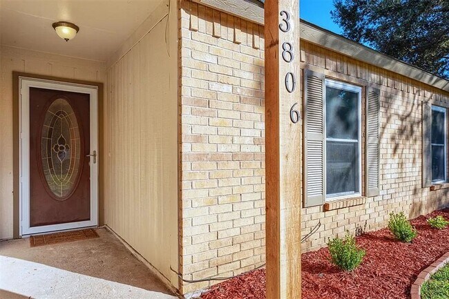 Building Photo - 3806 Cortadera Ct