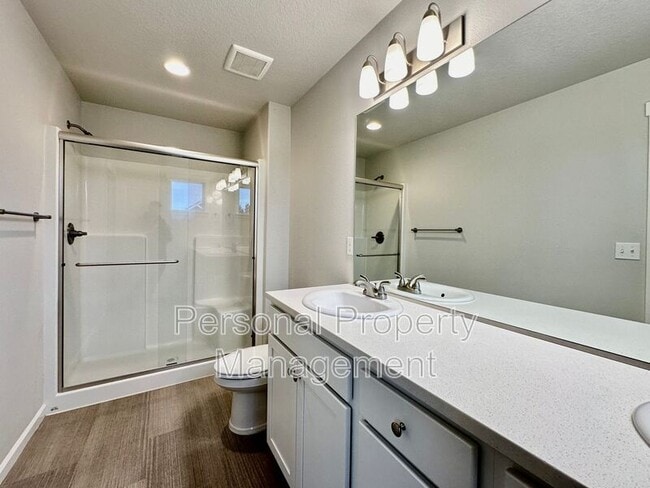 Building Photo - 11323 NE 25th St