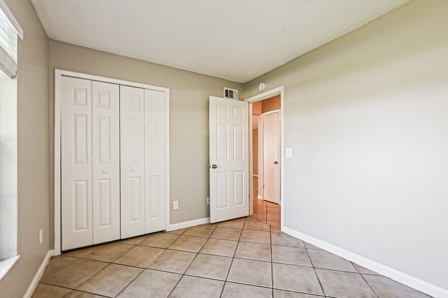 Building Photo - 8726 Gopher Ln