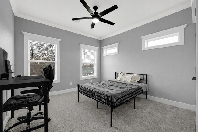 Building Photo - 3513 Omega St