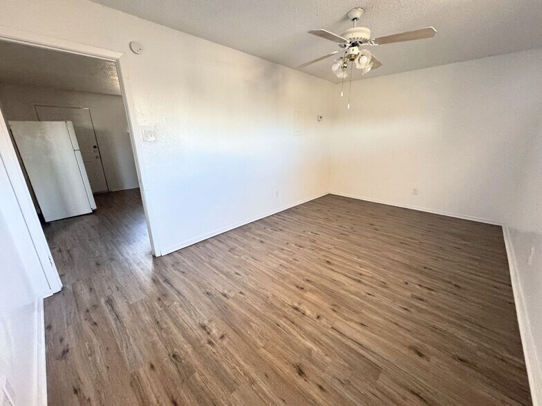 Building Photo - 715 N 20th St