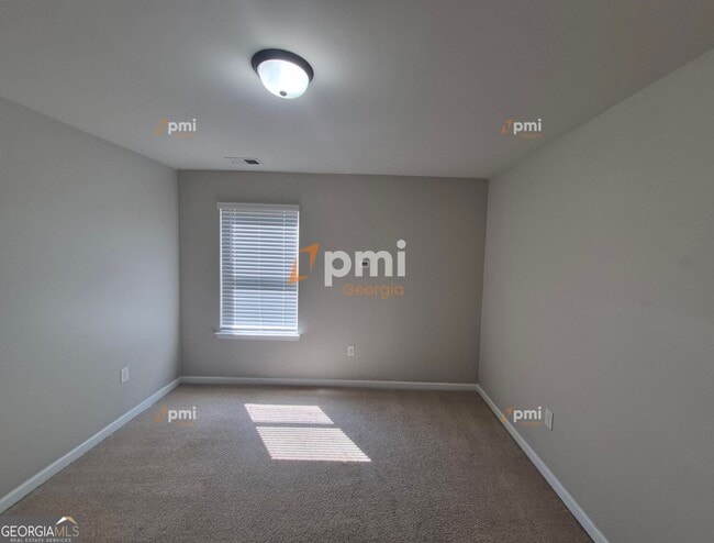 Building Photo - 5051 Pioneer Pkwy