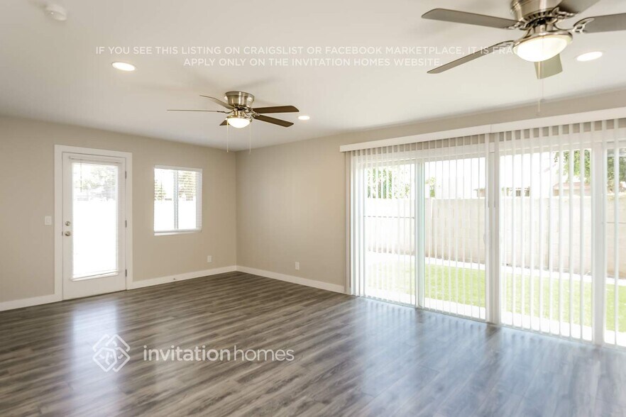 Building Photo - 4844 W Townley Ave