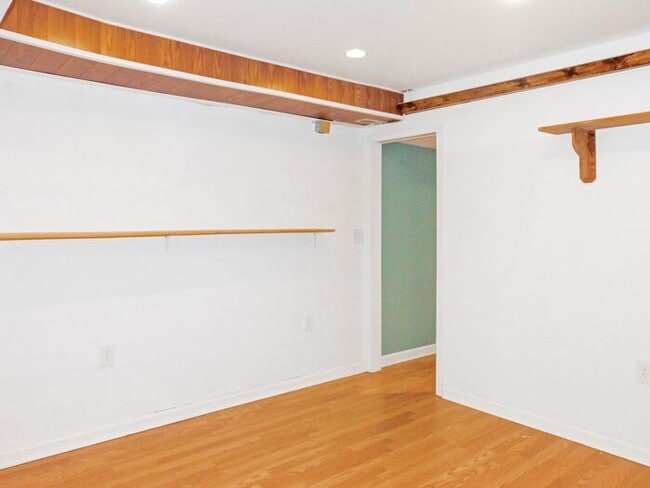 Building Photo - Colonial with Sunroom and Finished Basement