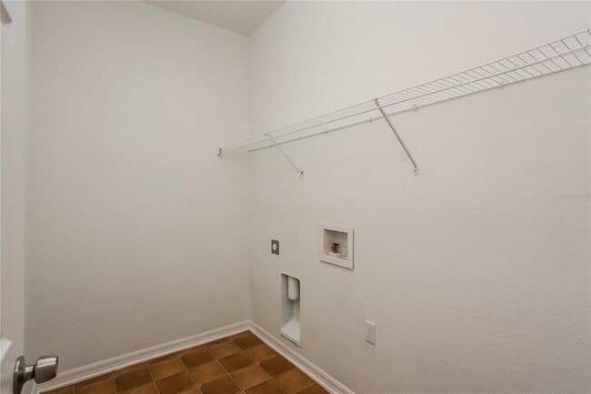 Building Photo - 10724 Carloway Hills Dr