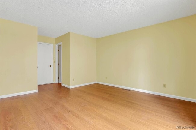Building Photo - 8913 E Chenango Ave