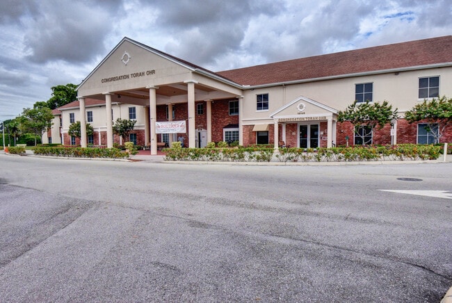 Building Photo - 4049 Wolverton C