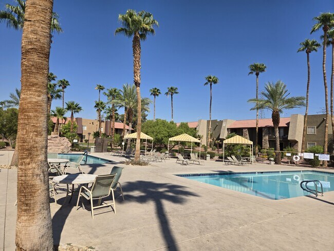 Building Photo - 5060 Indian River Dr