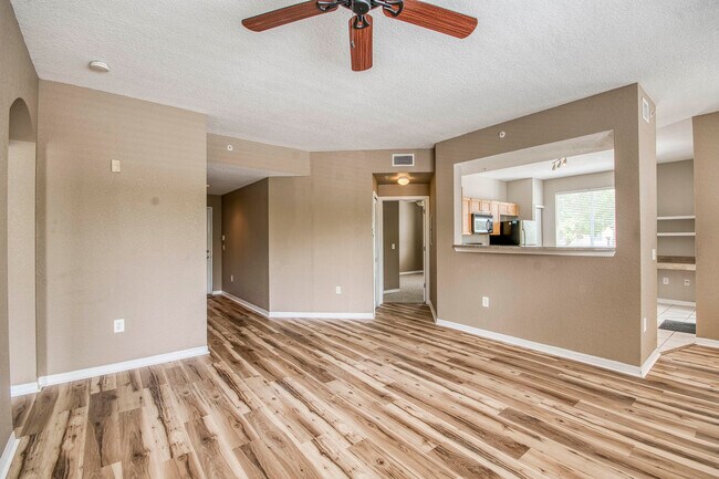 Building Photo - 11010 Legacy Dr