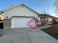 Building Photo - 4 Bed 3 Bath Home in Great Murray Location