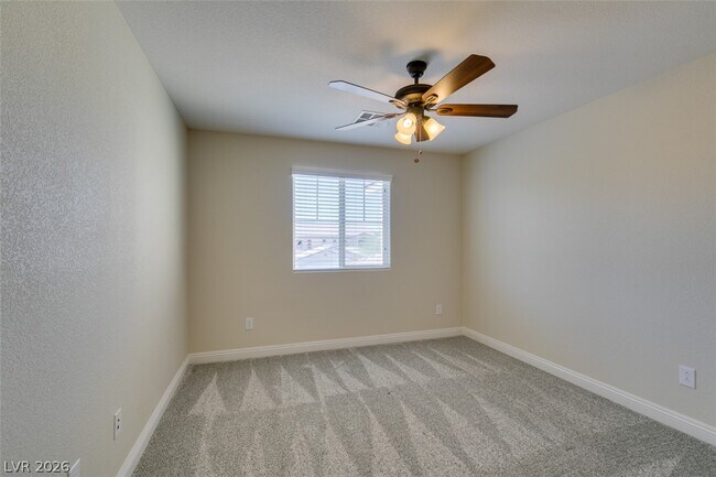 Building Photo - 2884 Green Falls Ave