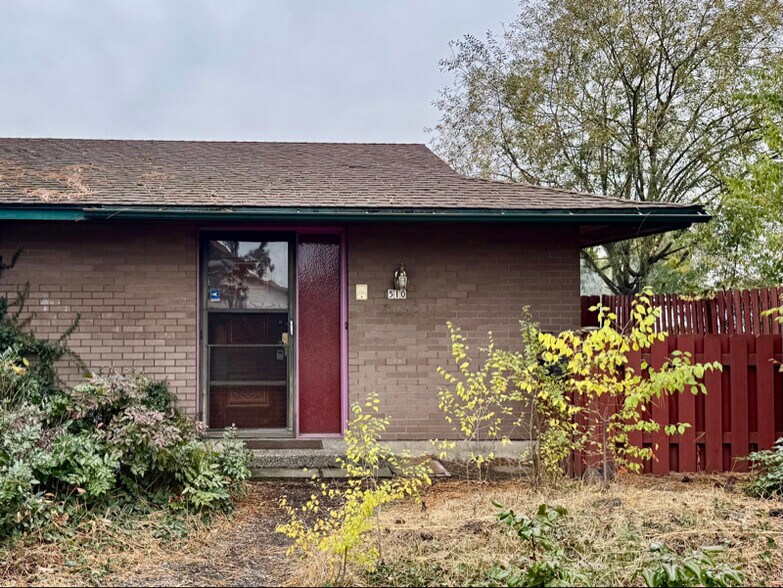 Primary Photo - 510 E Dalke Ave