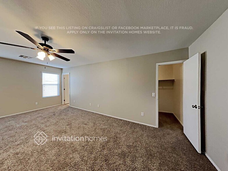 Building Photo - 2864 W Allens Peak Dr