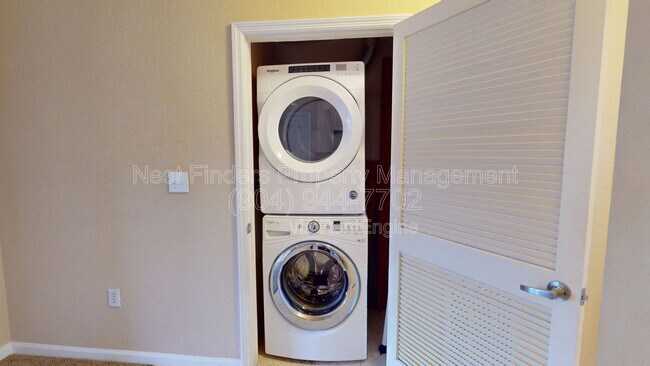 Building Photo - 8539 Gate Pkwy W