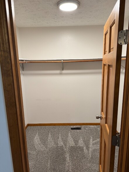 Building Photo - 603 S 22nd St