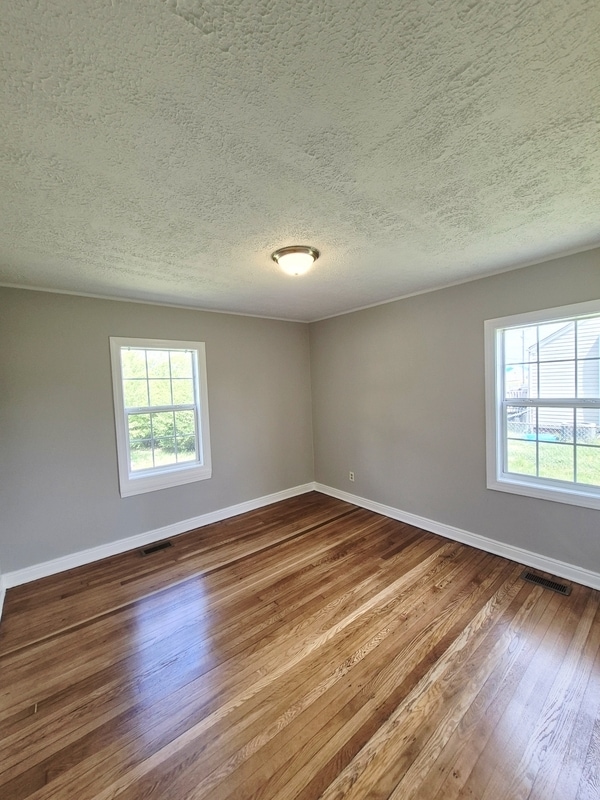 Building Photo - 2917 Creighton Rd