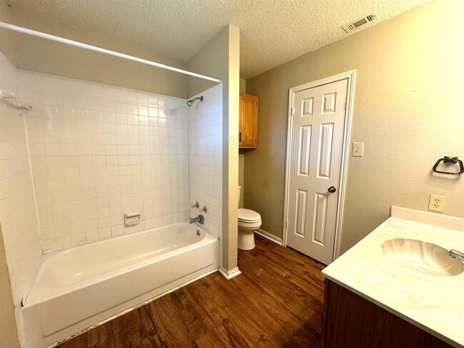 Building Photo - 117 Quail Cove